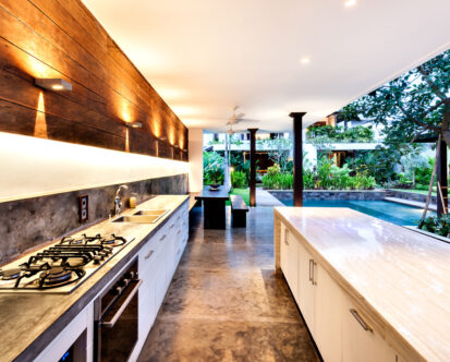 Incorporating Outdoor Kitchens into Your Luxury Landscape Design