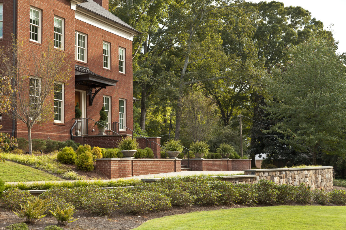 12 Retaining Wall Design Ideas for Estate Homes